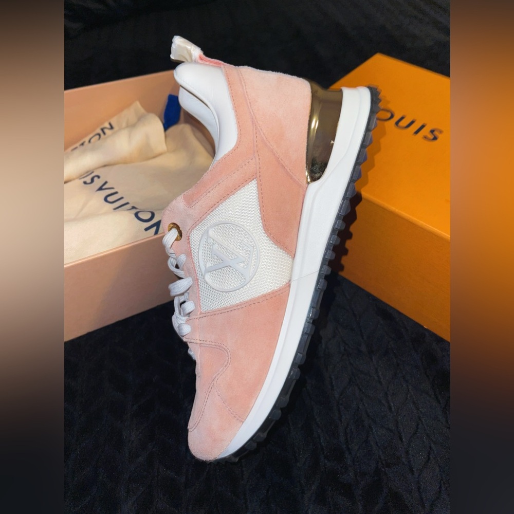 Perfect Conditions! - Picture 12 of 13